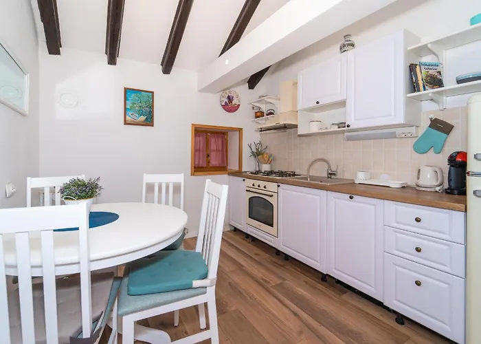 Didini Dvori By Interhome